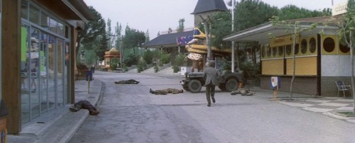 E9WJ2.jpg
